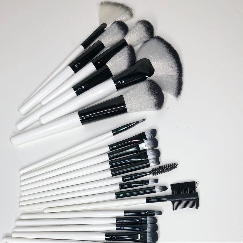 32pieces MAKEUP BRUSHES